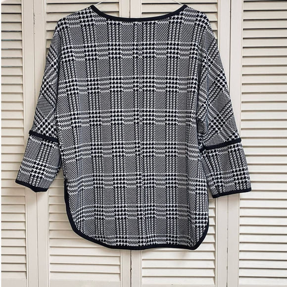 Houndstooth Shirt - Picture 2 of 5